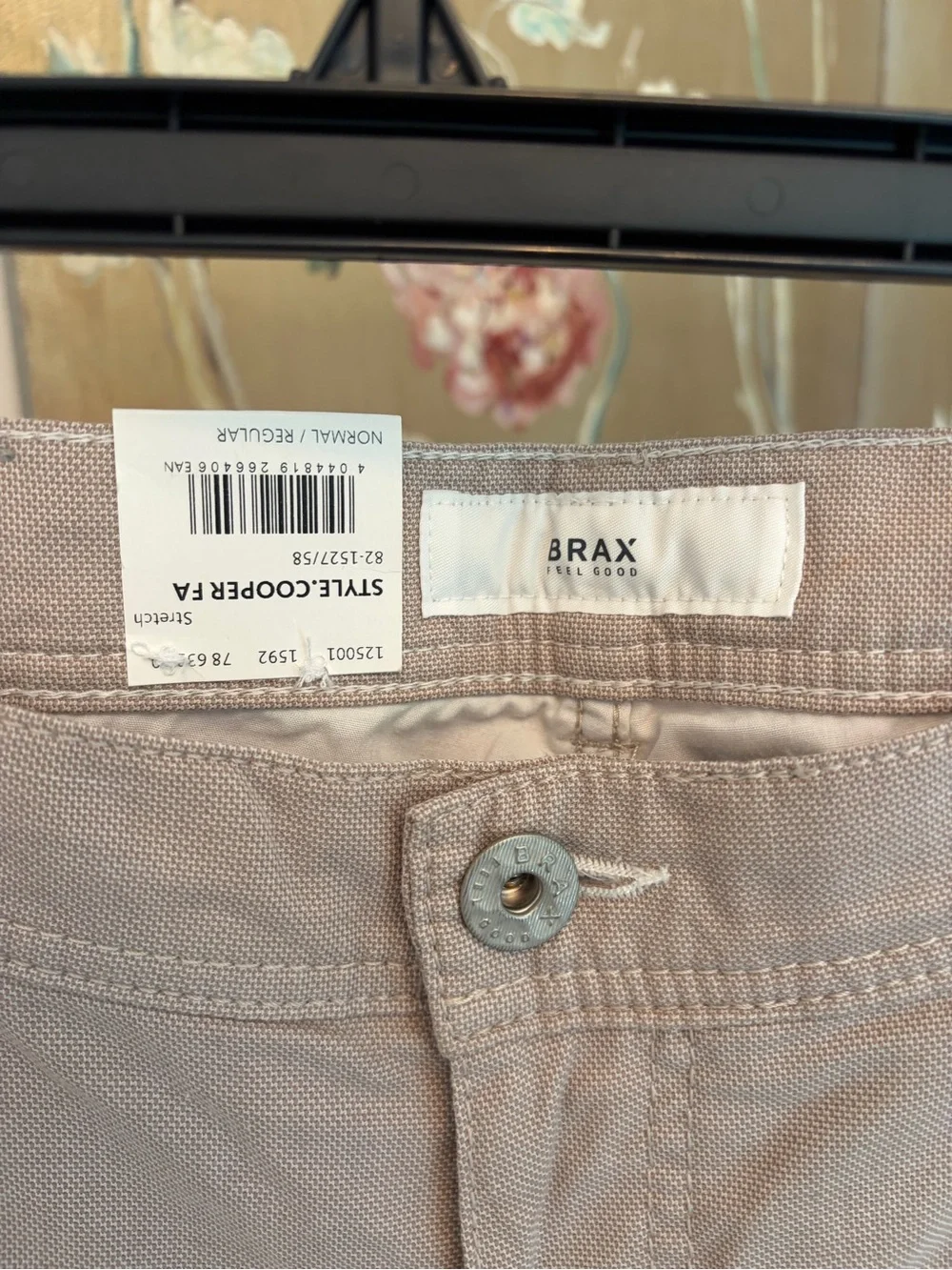 BRAX Men's Casual Straight-Leg Pants in Light Taupe NWT